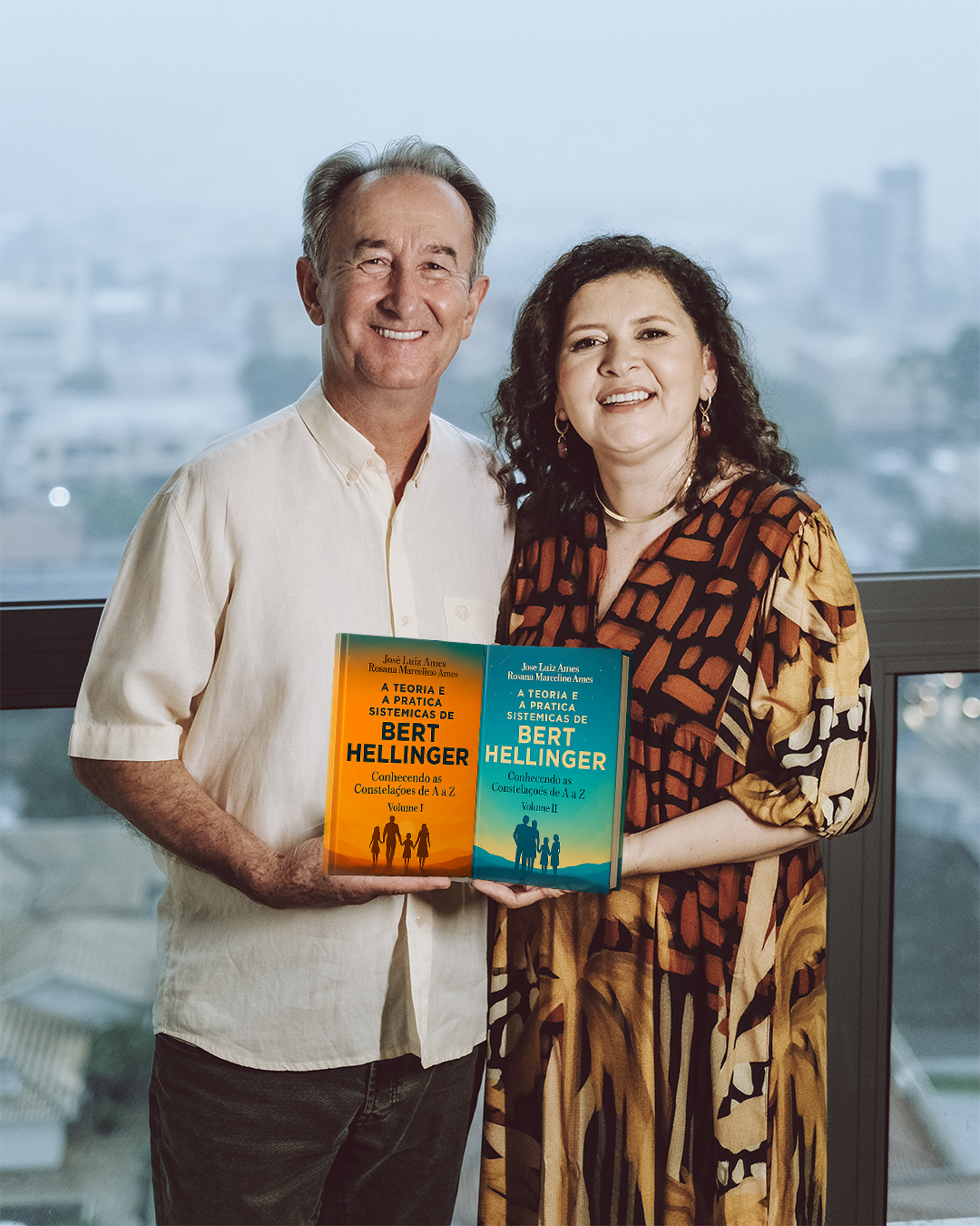 José Luiz Ames e Rosana Marcelino Ames apresentando os livros sistêmicos